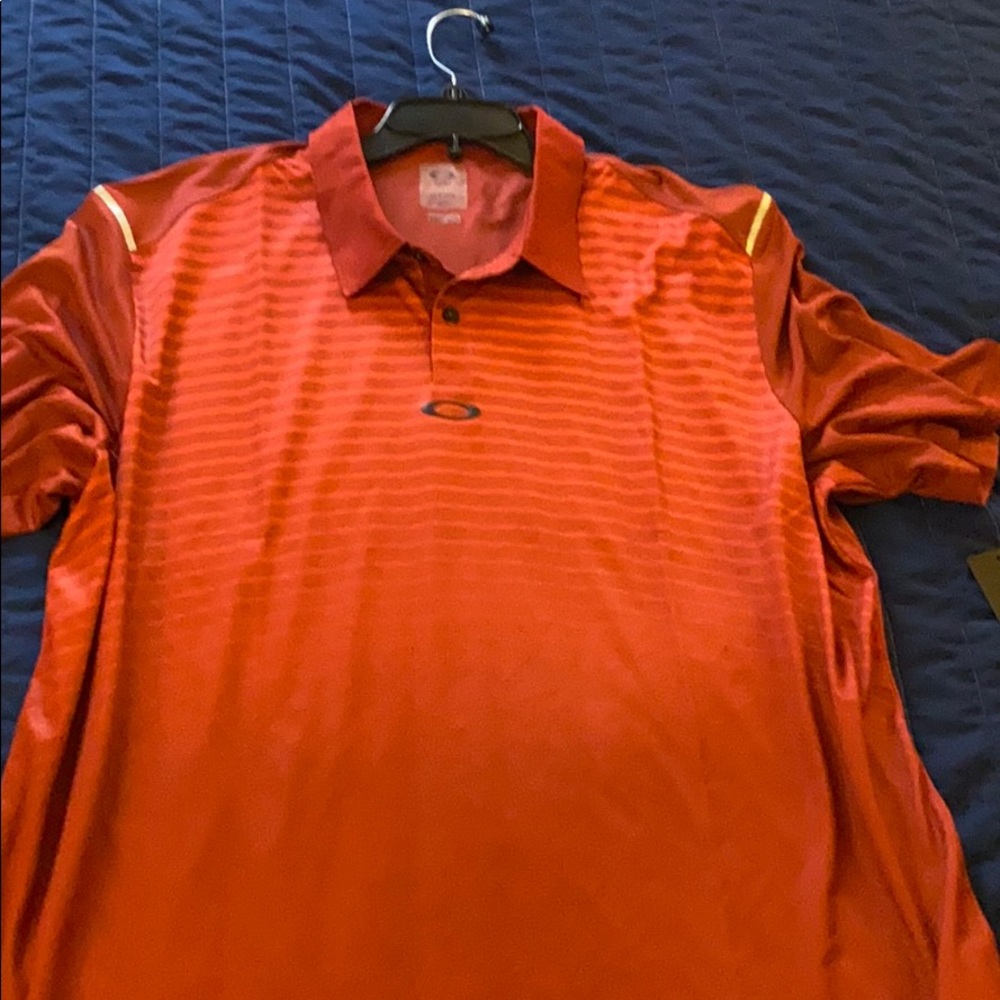 Short sleeve shirt